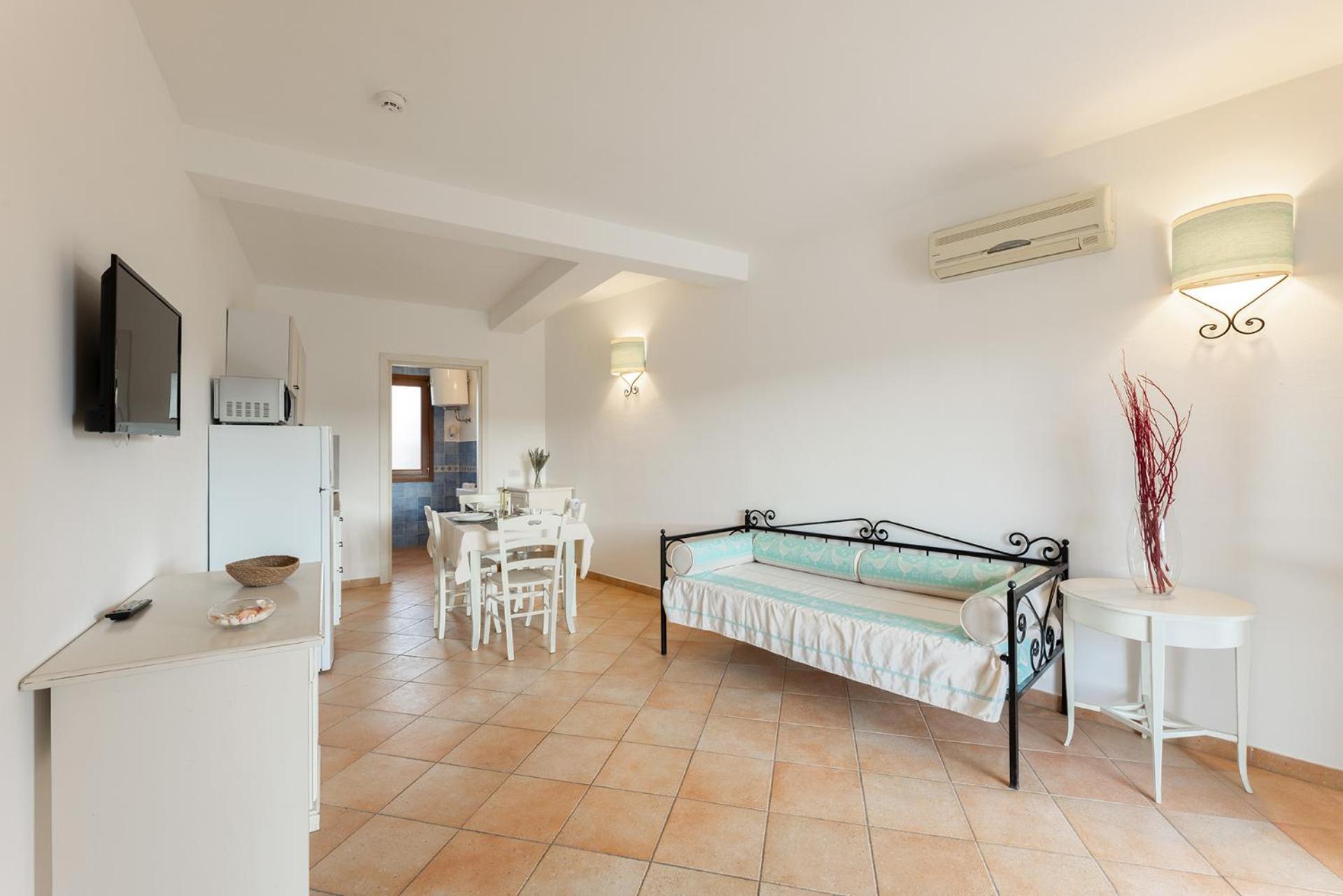 Residence Baia Dei Mirti Vignola Mare Exterior photo